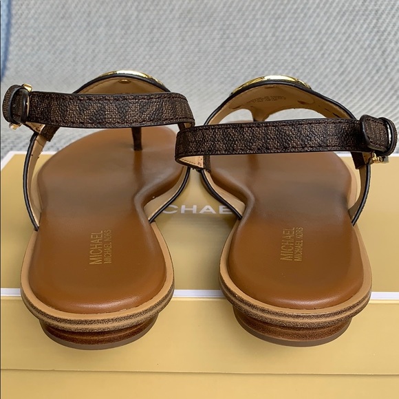 MICHAEL KORS AUBREY CHARM THONG MINI MO LOGO PVC - Picture 10 of 16